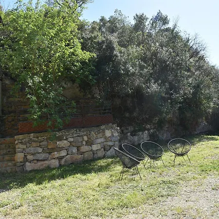 Cosy In With Garden, Cleaning Included Minerve